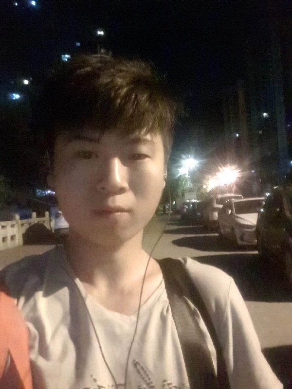 流星的瞬间的第一张照片--宁德征婚网