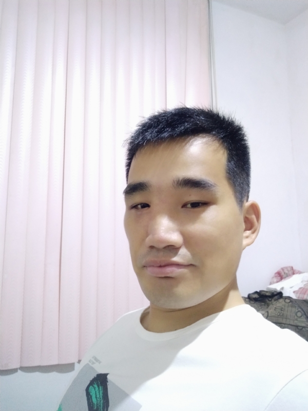 大男孩的第一张照片--宁德征婚网
