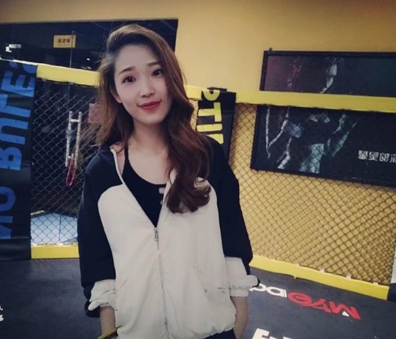 平ling的第三张照片--宁德征婚网