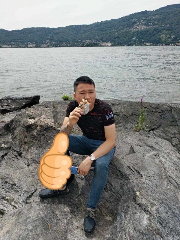 绚烂背后的平淡的第一张照片--宁德征婚网