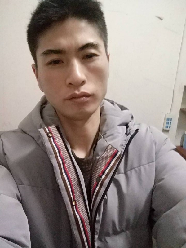 花若离枝的第一张照片--宁德征婚网