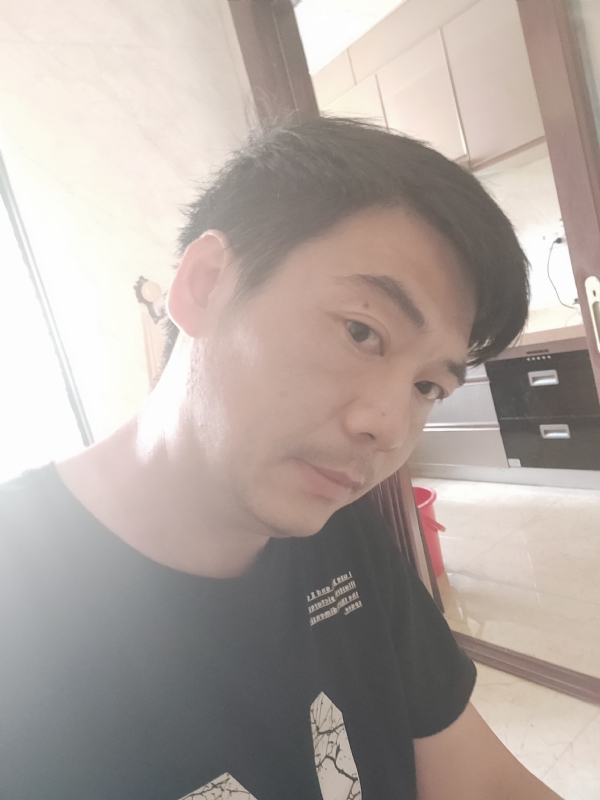 漫步的第二张照片--宁德征婚网