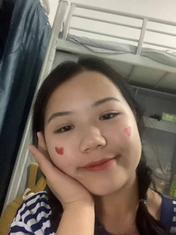 轻轻的一片云的第一张照片--宁德征婚网