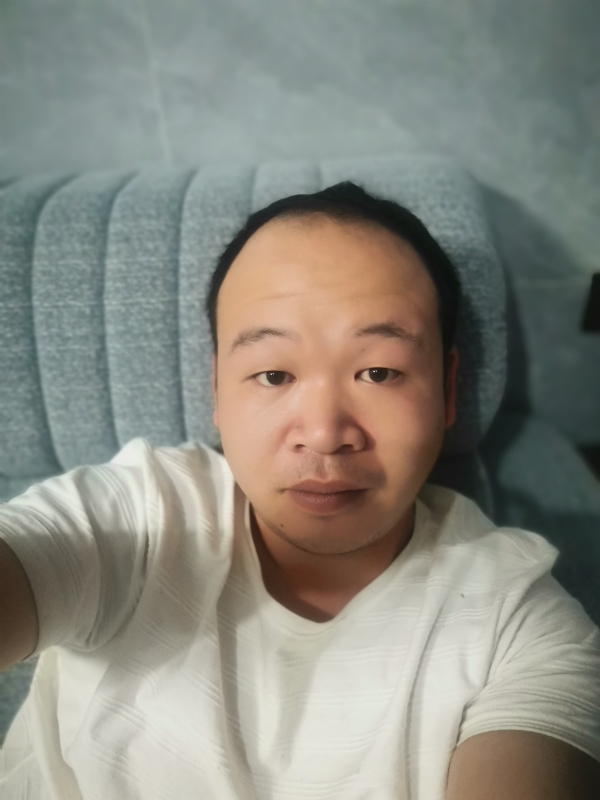 孤独老的第一张照片--宁德征婚网
