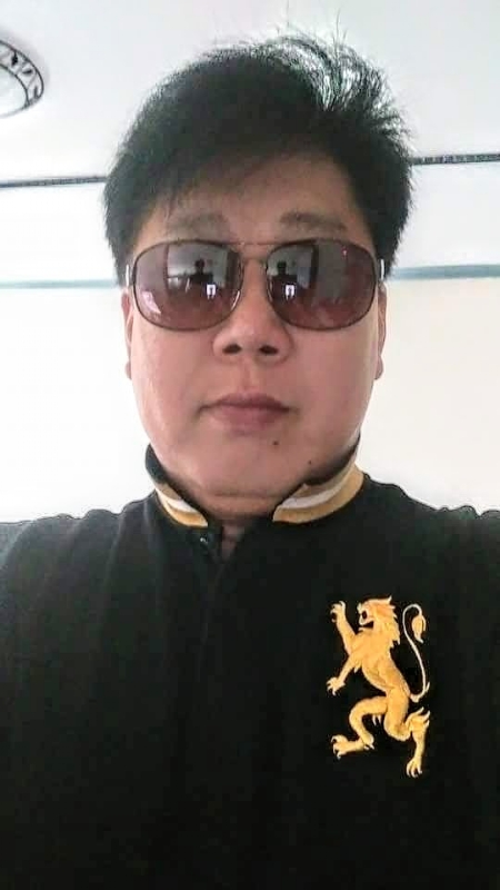 含笑半步癲的第一张照片--宁德征婚网