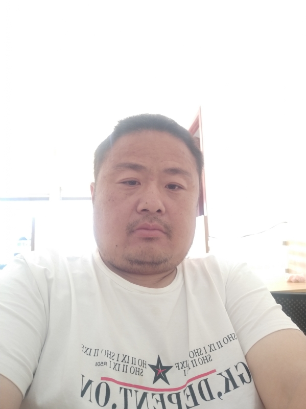 流星隐爱的第一张照片--宁德征婚网