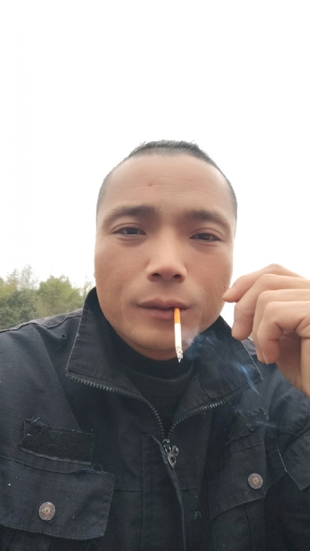 伯爵的第一张照片--宁德征婚网