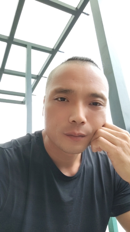 伯爵的第三张照片--宁德征婚网