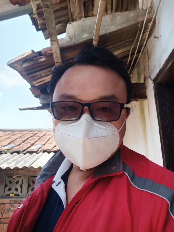 如影随形的第一张照片--宁德征婚网