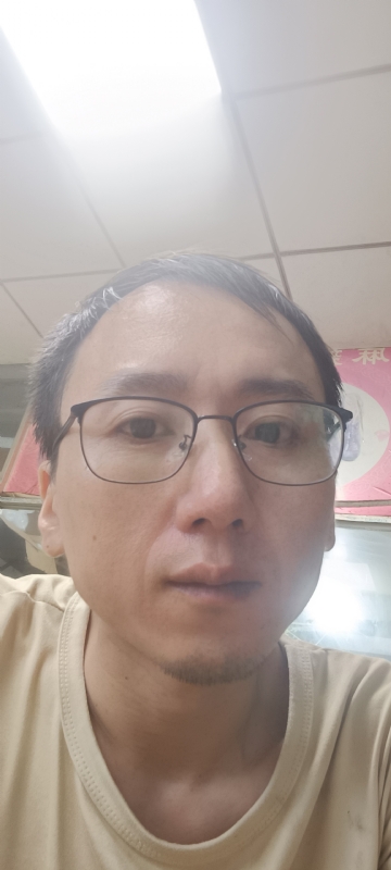想胖的瘦子的第一张照片--宁德征婚网