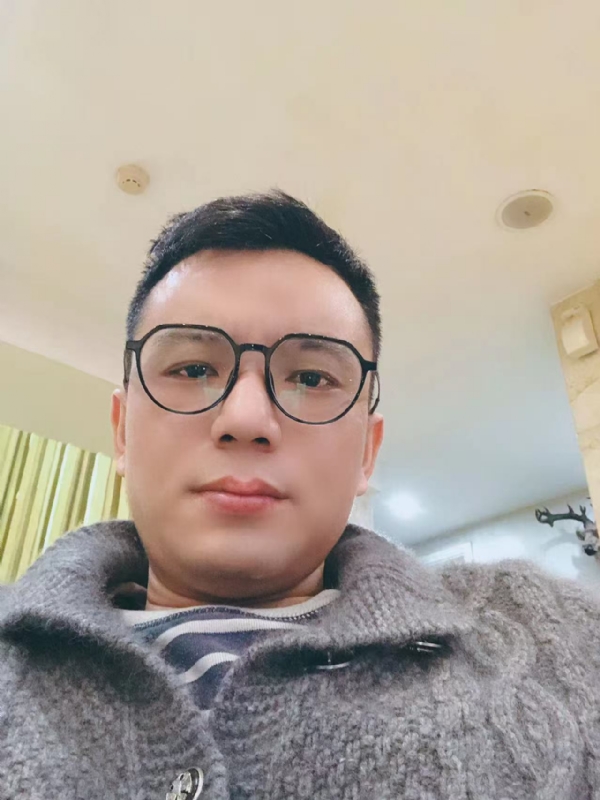 失神的第一张照片--宁德征婚网