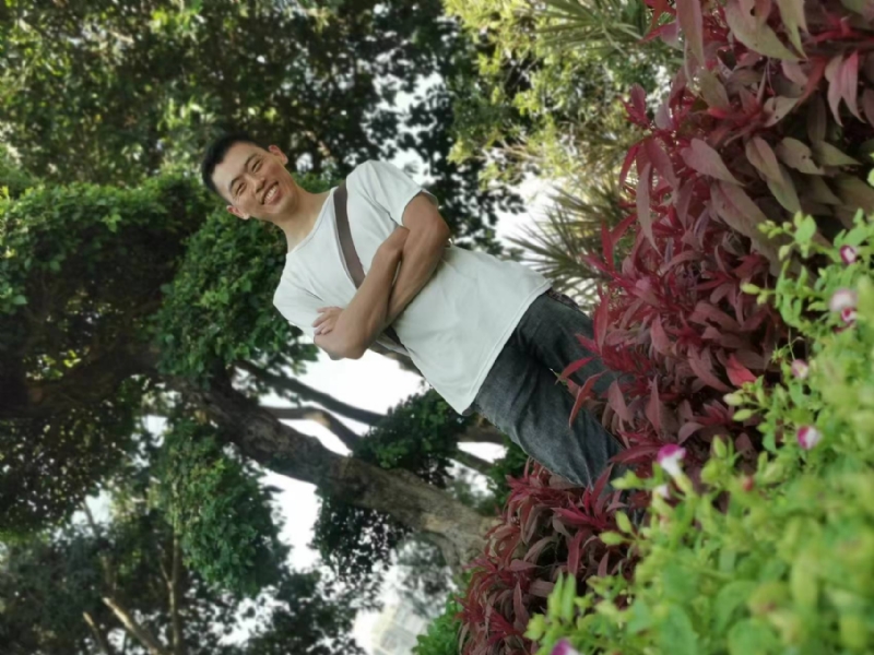 孤狼的第一张照片--宁德征婚网