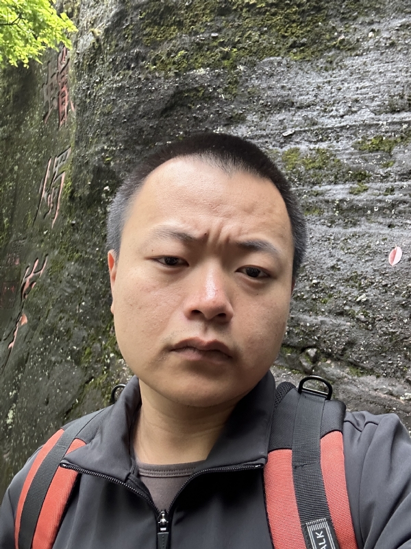 花生什么树的第一张照片--宁德征婚网